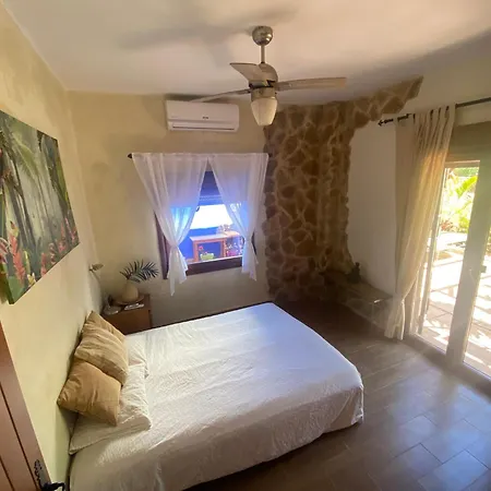 Holiday home House Near Conil With A Tropical Garden And Pool *