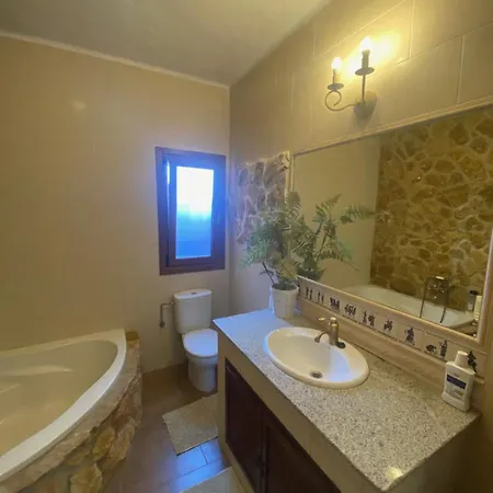 Holiday home House Near Conil With A Tropical Garden And Pool *